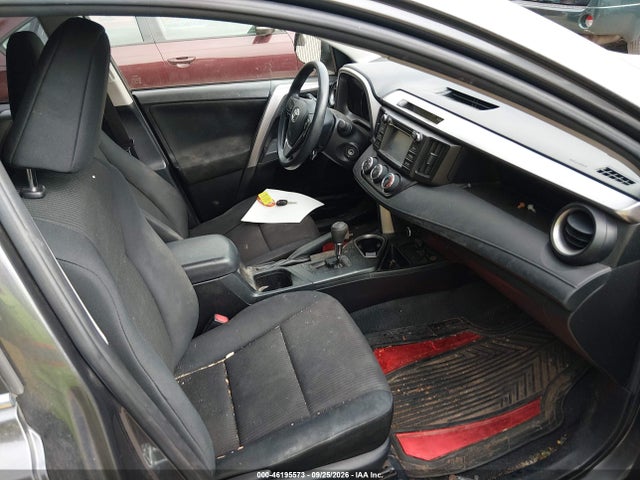 2017 Toyota Rav4 Le მანქანა იყიდება აუქციონზე, vin: JTMBFREV8HJ147477, აუქციონის ნომერი: 46195573