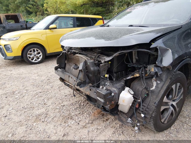 2017 Toyota Rav4 Le მანქანა იყიდება აუქციონზე, vin: JTMBFREV8HJ147477, აუქციონის ნომერი: 46195573
