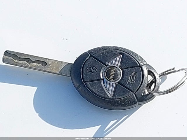 46195597 :رقم المزاد ، WMWRH33556TL93149 vin ، 2006 Mini Cooper S مزاد بيع