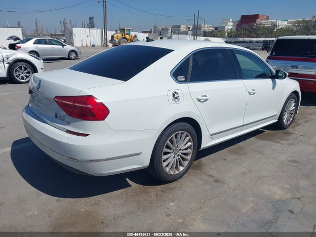 2016 Volkswagen Passat 1.8t Se მანქანა იყიდება აუქციონზე, vin: 1VWBT7A31GC059081, აუქციონის ნომერი: 46195621