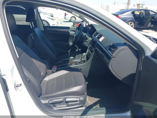 2016 Volkswagen Passat 1.8t Se მანქანა იყიდება აუქციონზე, vin: 1VWBT7A31GC059081, აუქციონის ნომერი: 46195621