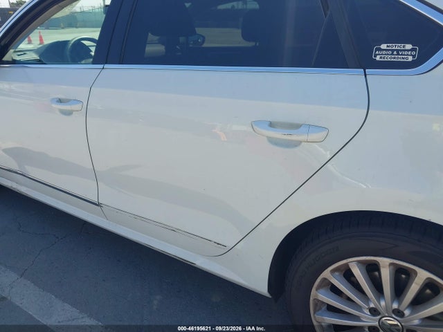 2016 Volkswagen Passat 1.8t Se მანქანა იყიდება აუქციონზე, vin: 1VWBT7A31GC059081, აუქციონის ნომერი: 46195621