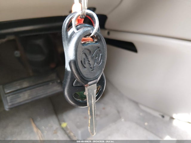 Продаж на аукціоні авто 2001 Dodge Grand Caravan Sport, vin: 2B8GP44321R314211, номер лоту: 46195629