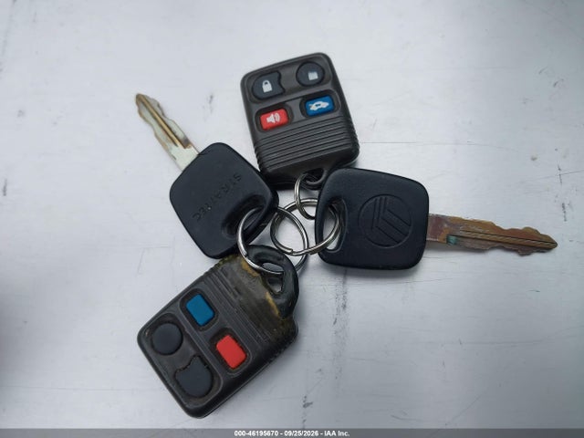 Продаж на аукціоні авто 2001 Mercury Grand Marquis Ls, vin: 2MEFM75W71X693400, номер лоту: 46195670