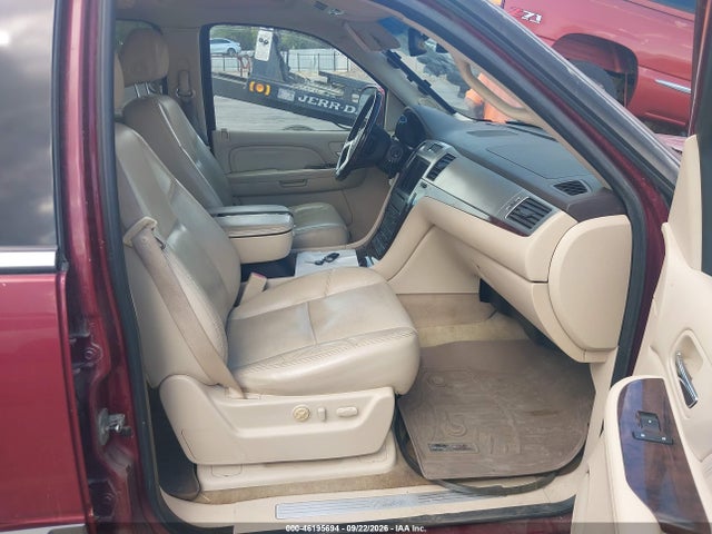 Продажа на аукционе авто 2008 Cadillac Escalade Esv, vin: 1GYFK66808R106227, номер лота: 46195694