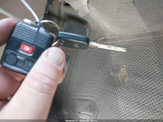 Продаж на аукціоні авто 2001 Ford Expedition Eddie Bauer, vin: 1FMPU18L91LA37650, номер лоту: 46195732