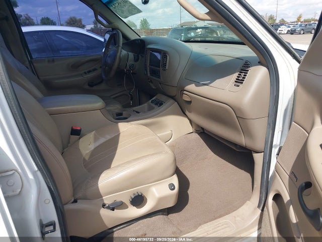 Продаж на аукціоні авто 2001 Ford Expedition Eddie Bauer, vin: 1FMPU18L91LA37650, номер лоту: 46195732
