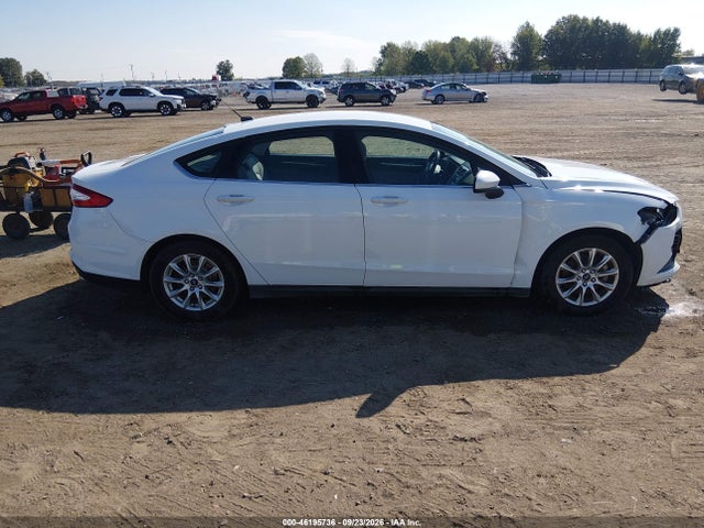 46195736 :رقم المزاد ، 3FA6P0G79FR256046 vin ، 2015 Ford Fusion S مزاد بيع