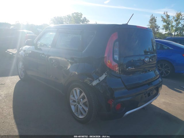 2017 Kia Soul + მანქანა იყიდება აუქციონზე, vin: KNDJP3A54H7424439, აუქციონის ნომერი: 46195752