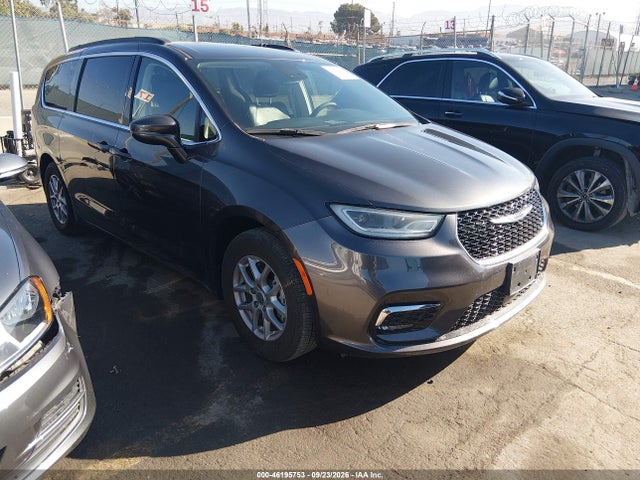 2022 Chrysler Pacifica Touring L მანქანა იყიდება აუქციონზე, vin: 2C4RC1BGXNR181586, აუქციონის ნომერი: 46195753