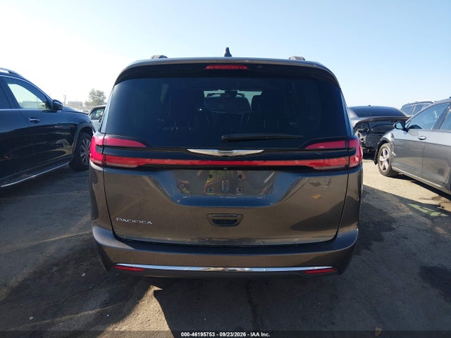 2022 Chrysler Pacifica Touring L მანქანა იყიდება აუქციონზე, vin: 2C4RC1BGXNR181586, აუქციონის ნომერი: 46195753