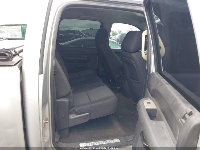 46195780 :رقم المزاد ، 3GCRKSE33AG141092 vin ، 2010 Chevrolet Silverado 1500 Lt مزاد بيع