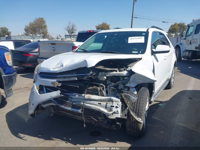 Chevrolet EQUINOX LT 2017 2GNALCEKXH1603830 Image 2