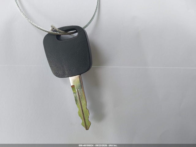 2003 Ford Escape Xls მანქანა იყიდება აუქციონზე, vin: 1FMYU02153KE10570, აუქციონის ნომერი: 46195824