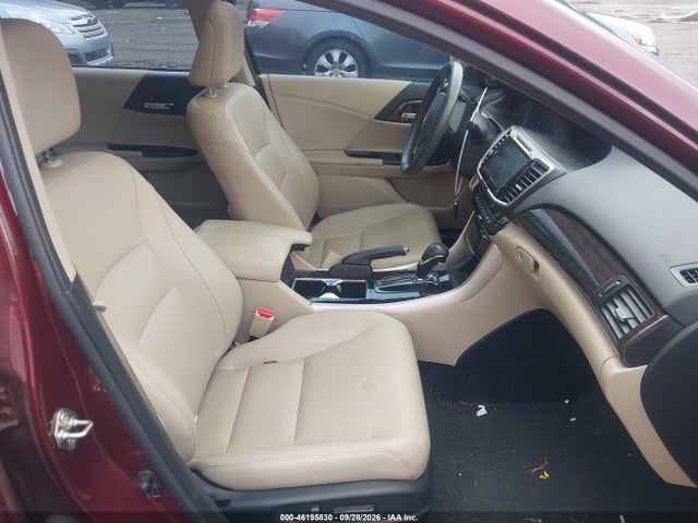 Продажа на аукционе авто 2017 Honda Accord Ex-l, vin: 1HGCR2F88HA105601, номер лота: 46195830