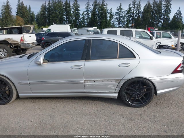 46195894 :رقم المزاد ، WDBRF40J05F672651 vin ، 2005 Mercedes-benz C 230 Kompressor Sport مزاد بيع