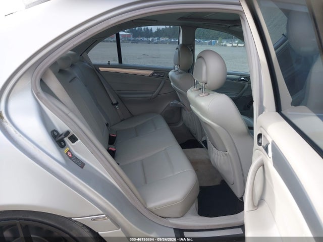 46195894 :رقم المزاد ، WDBRF40J05F672651 vin ، 2005 Mercedes-benz C 230 Kompressor Sport مزاد بيع