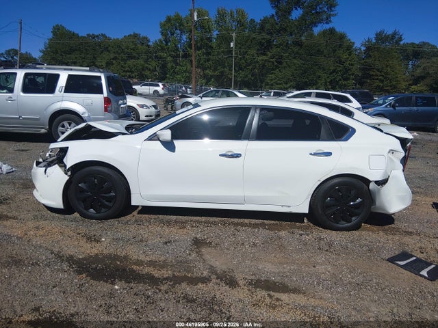 2018 Nissan Altima 2.5 S მანქანა იყიდება აუქციონზე, vin: 1N4AL3AP3JC130577, აუქციონის ნომერი: 46195905