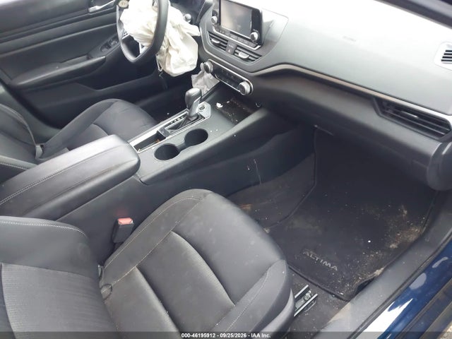 46195912 :رقم المزاد ، 1N4BL4BV2NN334417 vin ، 2022 Nissan Altima S Fwd مزاد بيع