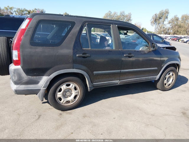 46196116 :رقم المزاد ، JHLRD68515C018448 vin ، 2005 Honda Cr-v Lx مزاد بيع