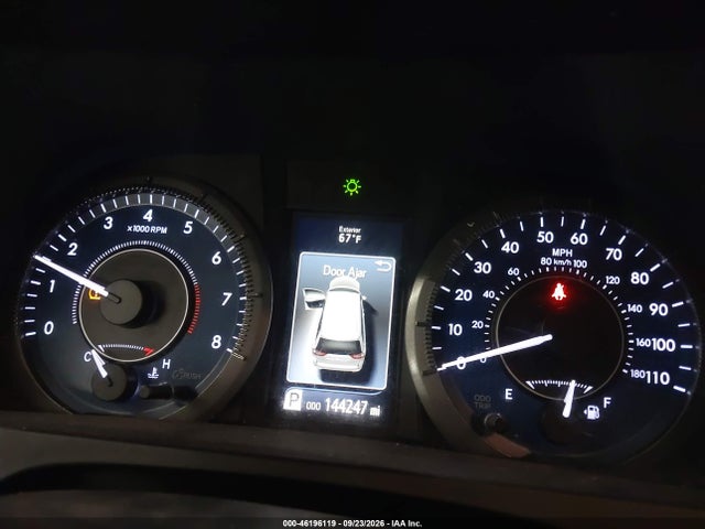 46196119 :رقم المزاد ، 5TDYK3DC1FS560232 vin ، 2015 Toyota Sienna Xle 8 Passenger مزاد بيع