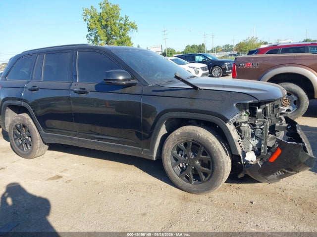 2025 Jeep Grand Cherokee Altitude 4x4 მანქანა იყიდება აუქციონზე, vin: 1C4RJHAG9S8703289, აუქციონის ნომერი: 46196149