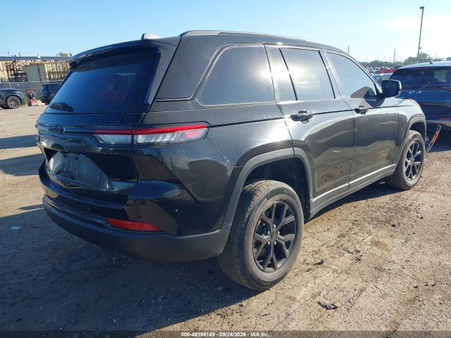 2025 Jeep Grand Cherokee Altitude 4x4 მანქანა იყიდება აუქციონზე, vin: 1C4RJHAG9S8703289, აუქციონის ნომერი: 46196149