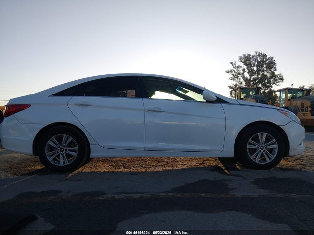46196224 :رقم المزاد ، 5NPEB4AC8DH642698 vin ، 2013 Hyundai Sonata Gls مزاد بيع