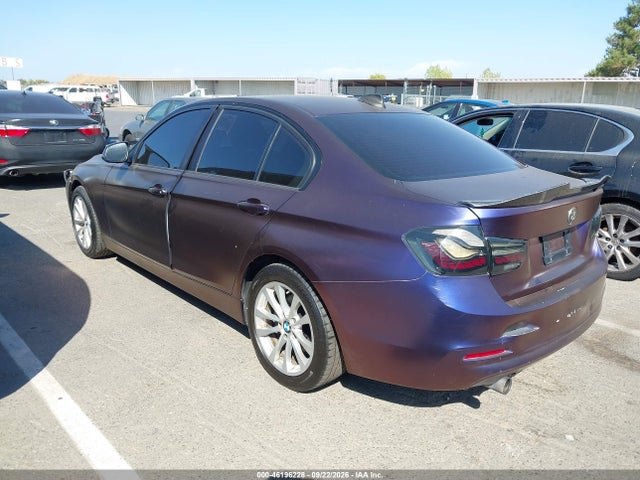 BMW 320i 2017 WBA8E1G53HNU14199 Image 3