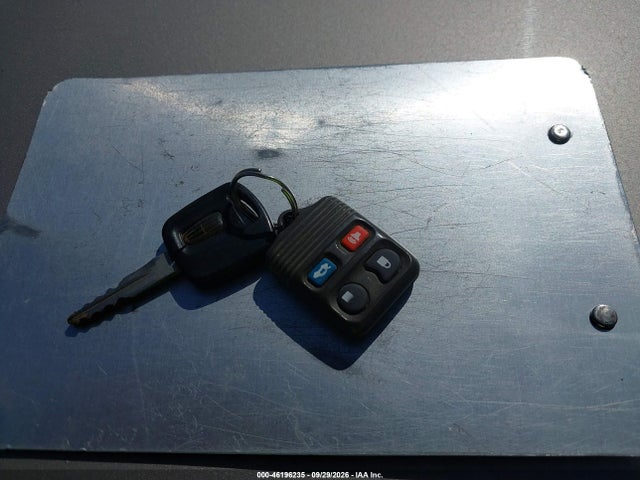 Продажа на аукционе авто 1999 Lincoln Continental, vin: 1LNHM97V3XY719277, номер лота: 46196235