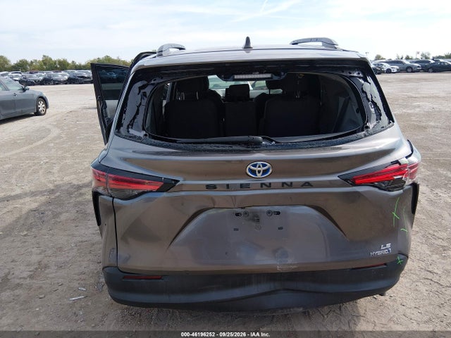 2022 Toyota Sienna Le მანქანა იყიდება აუქციონზე, vin: 5TDKRKEC4NS085068, აუქციონის ნომერი: 46196252