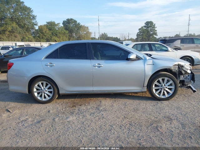 2013 Toyota Camry Hybrid Xle მანქანა იყიდება აუქციონზე, vin: 4T1BD1FK0DU064562, აუქციონის ნომერი: 46196300