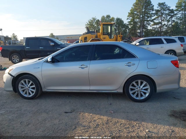 2013 Toyota Camry Hybrid Xle მანქანა იყიდება აუქციონზე, vin: 4T1BD1FK0DU064562, აუქციონის ნომერი: 46196300