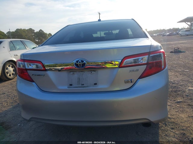 2013 Toyota Camry Hybrid Xle მანქანა იყიდება აუქციონზე, vin: 4T1BD1FK0DU064562, აუქციონის ნომერი: 46196300