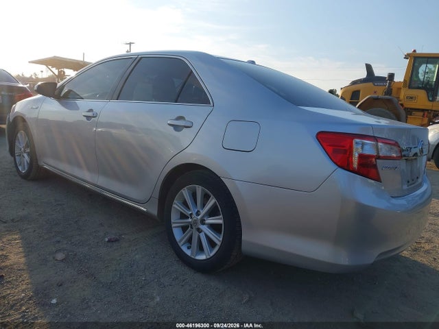 2013 Toyota Camry Hybrid Xle მანქანა იყიდება აუქციონზე, vin: 4T1BD1FK0DU064562, აუქციონის ნომერი: 46196300