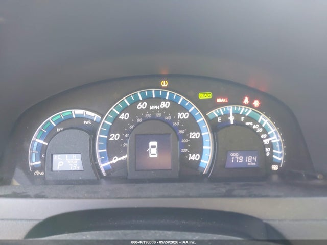 2013 Toyota Camry Hybrid Xle მანქანა იყიდება აუქციონზე, vin: 4T1BD1FK0DU064562, აუქციონის ნომერი: 46196300