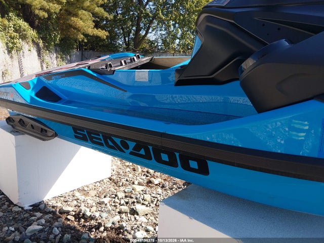 46196375 :رقم المزاد ، YDV70812D626 vin ، 2026 Seadoo Rxt مزاد بيع