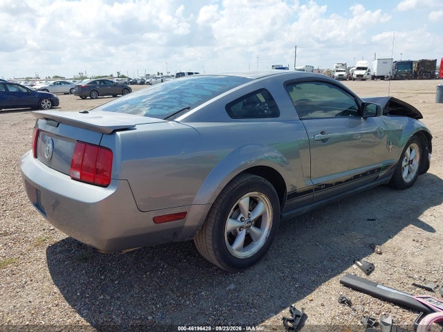 46196428 :رقم المزاد ، 1ZVFT80N975256028 vin ، 2007 Ford Mustang Deluxe/premium مزاد بيع