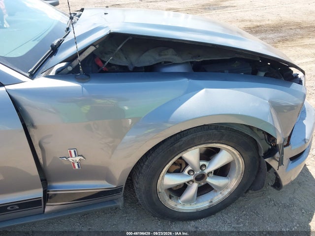 46196428 :رقم المزاد ، 1ZVFT80N975256028 vin ، 2007 Ford Mustang Deluxe/premium مزاد بيع