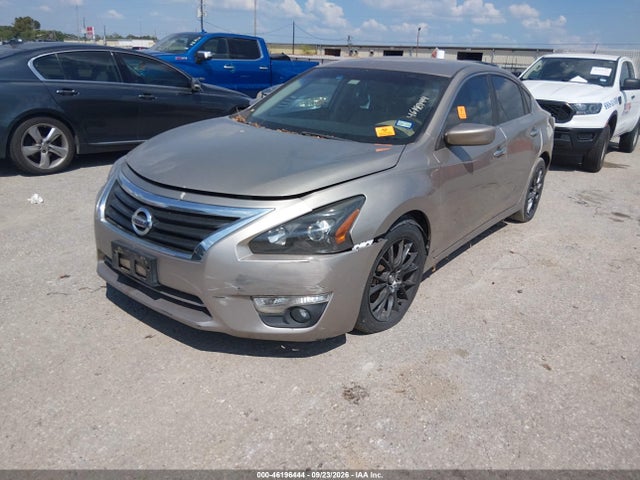 46196444 :رقم المزاد ، 1N4AL3APXEC271121 vin ، 2014 Nissan Altima 2.5 مزاد بيع