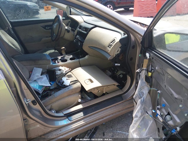 46196444 :رقم المزاد ، 1N4AL3APXEC271121 vin ، 2014 Nissan Altima 2.5 مزاد بيع