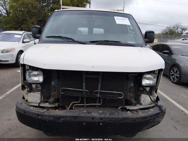 Chevrolet Express 2500 Work Van 2016 1GCWGAFF0G1334153 Image 13