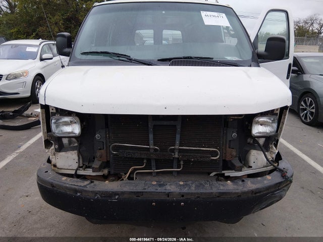 Chevrolet Express 2500 Work Van 2016 1GCWGAFF0G1334153 Image 6