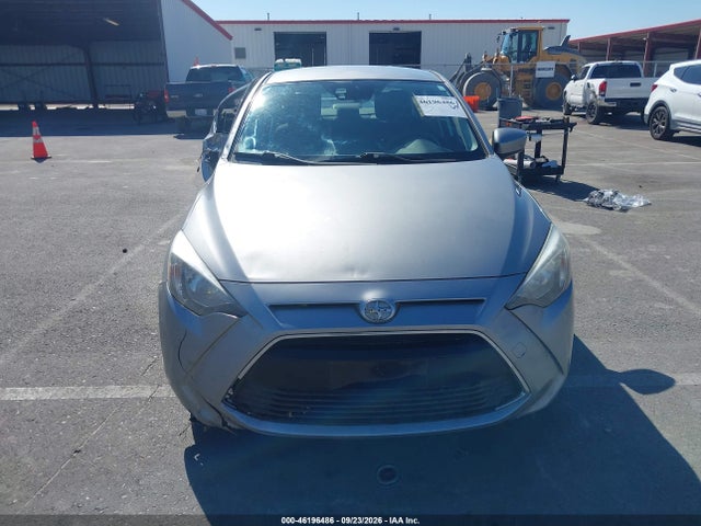 Scion IA 2016 3MYDLBZV7GY142012 Image 12