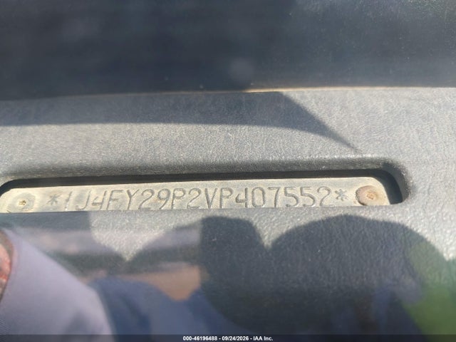 1997 Jeep Wrangler Se მანქანა იყიდება აუქციონზე, vin: 1J4FY29P2VP407552, აუქციონის ნომერი: 46196488