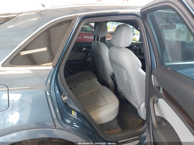 Продажа на аукционе авто 2016 Audi Q3 2.0t Premium Plus, vin: WA1GFCFS9GR011666, номер лота: 46196516
