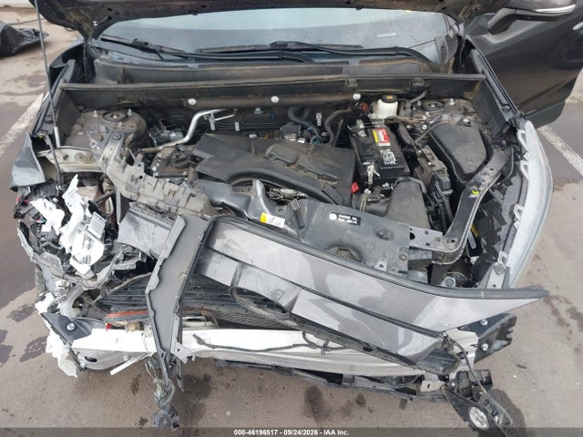 46196517 :رقم المزاد ، 2T3W1RFV2MW121547 vin ، 2021 Toyota Rav4 Xle مزاد بيع