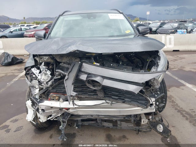 46196517 :رقم المزاد ، 2T3W1RFV2MW121547 vin ، 2021 Toyota Rav4 Xle مزاد بيع