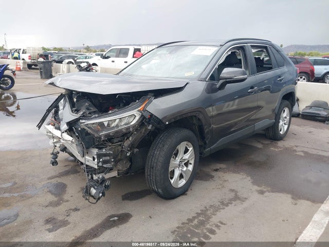 46196517 :رقم المزاد ، 2T3W1RFV2MW121547 vin ، 2021 Toyota Rav4 Xle مزاد بيع