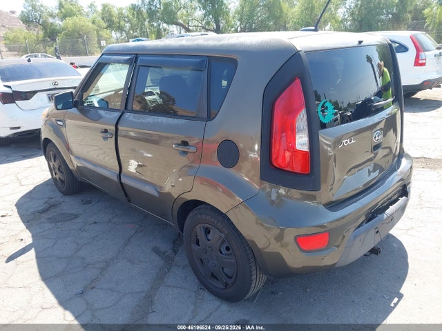 2013 Kia Soul მანქანა იყიდება აუქციონზე, vin: KNDJT2A58D7542316, აუქციონის ნომერი: 46196524